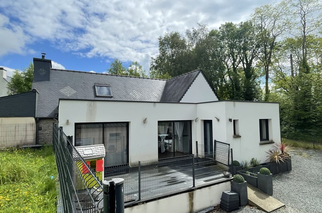 PLOULEC'H - MAISON RECENTE SPACIEUSE 3 CHAMBRES ENVIRONNEMENT BUCOLIQUE Maison Vente