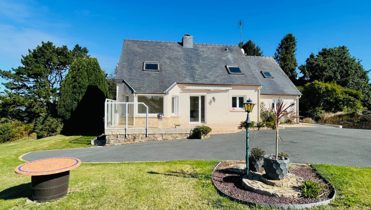 Perros - Guirec - Belle maison lumineuse - Grand et beau Jardin Arboré Maison Vente